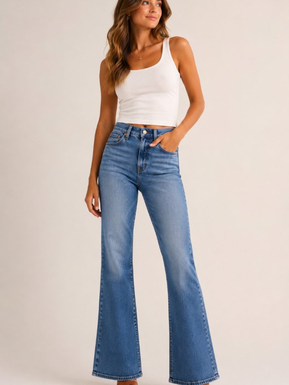 Levi’s Premium Ribcage Bell Jeans Size 26 High Rise Flare Medium Wash 30”